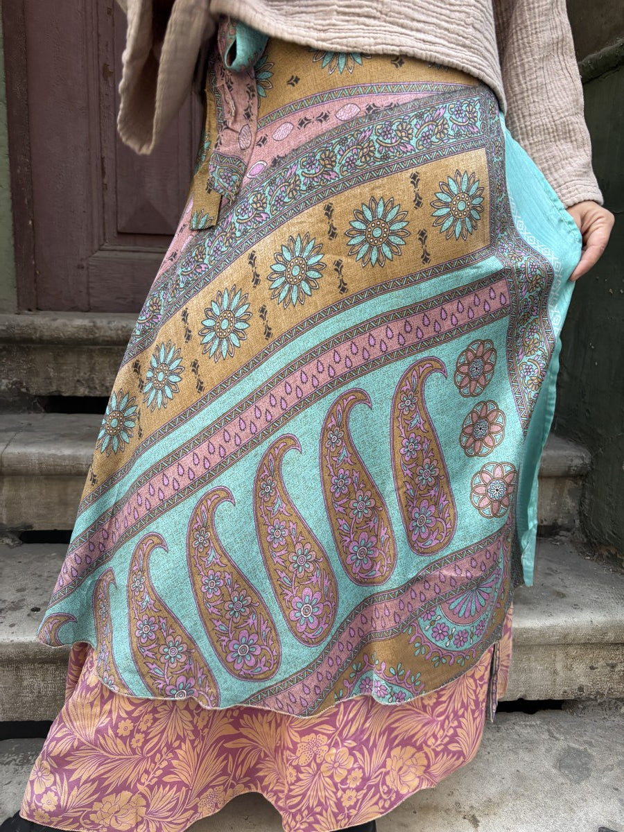 Paisley Desenli Çift Taraflı İpek Etek – El Yapımı