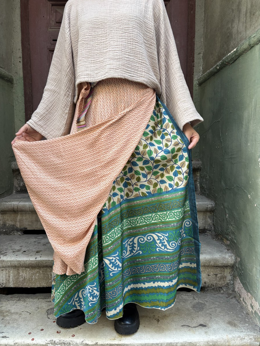 Çift Taraflı Nepal İpek Etek – Bej Bohem Tarz