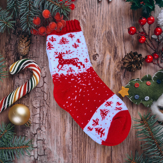 Kalın Yün Kadın Yılbaşı Çorabı – Sıcak Tutan, Kışlık, Geyik Desenli