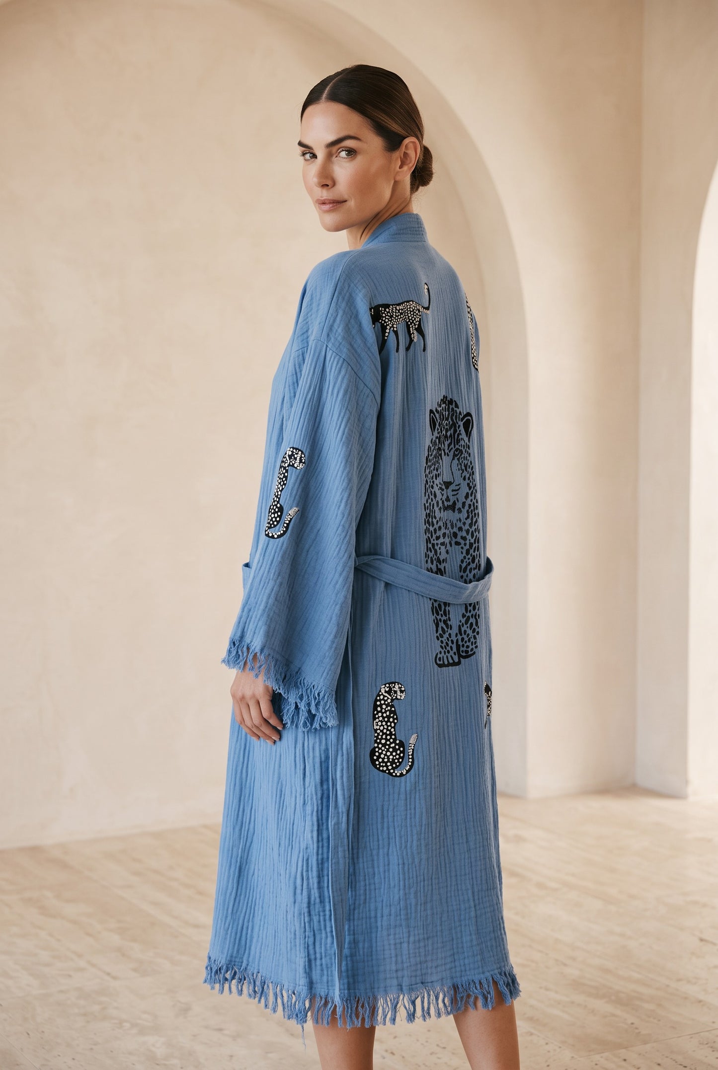 Sahara Leopar Desenli Müslin Kimono Kaftan – Mavi