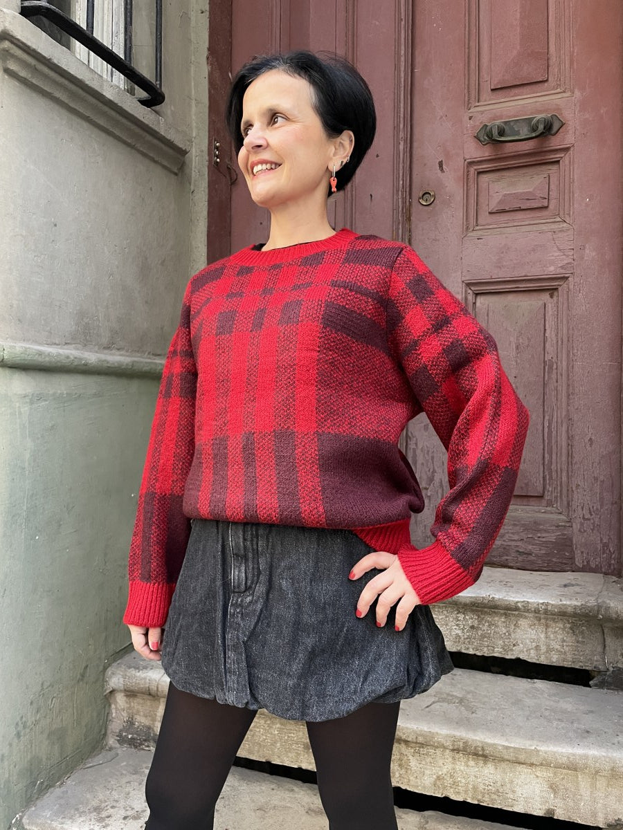 Kırmızı Ekose Dokulu Kazak