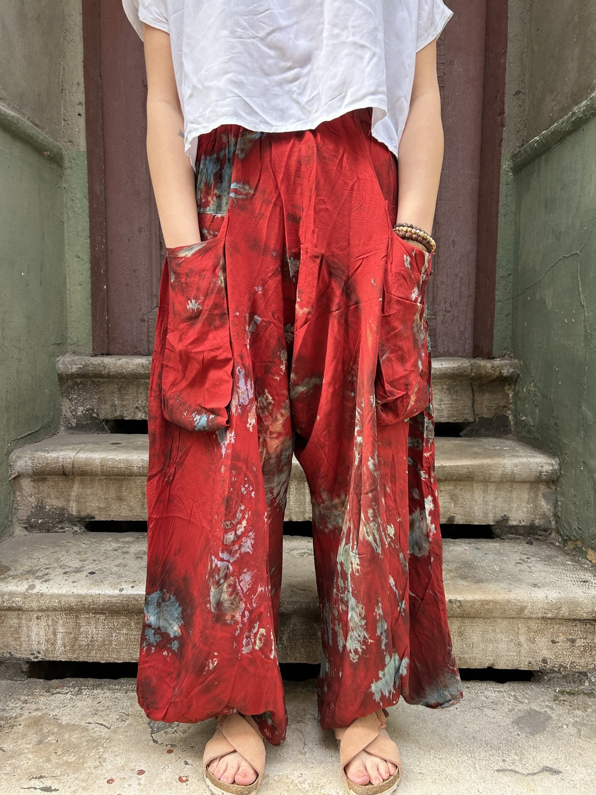 Batik Kırmızı Kadın Pantolon