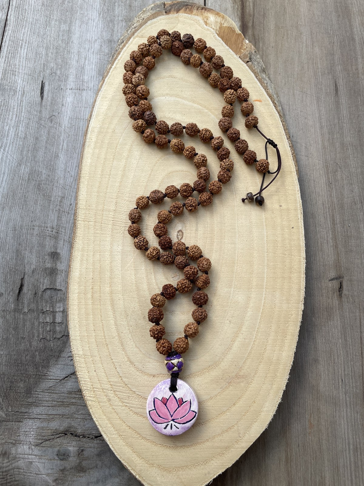 Rudraksha mala kolye