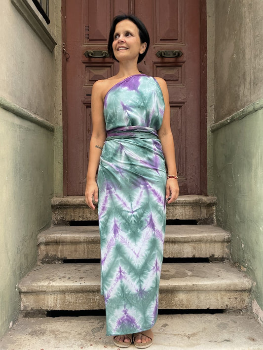 Tasarım Batik Sarong – Çok Yönlü Bağlamalı Viskon Elbise & Etek