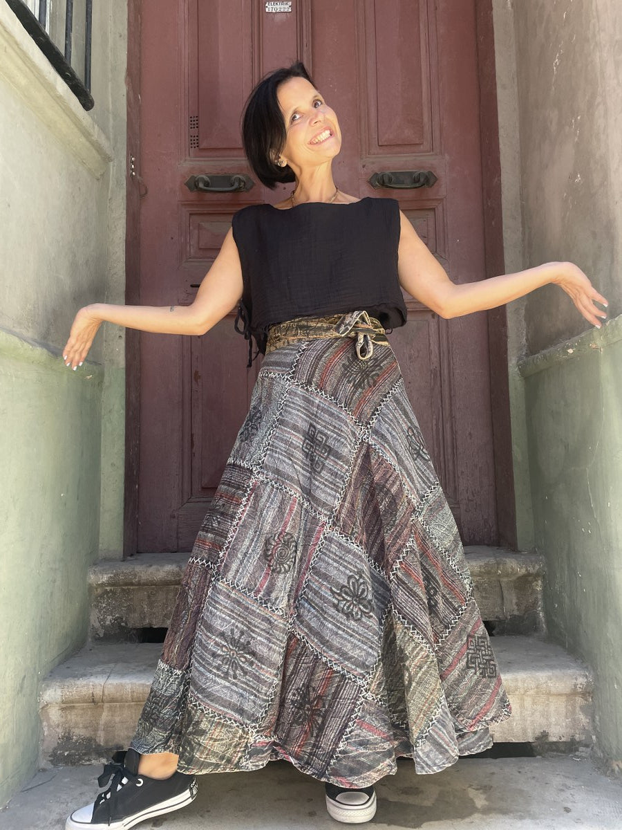 Nepal Bağlamalı Patchwork Etek – Bohem Tarz, Rahat ve Renkli