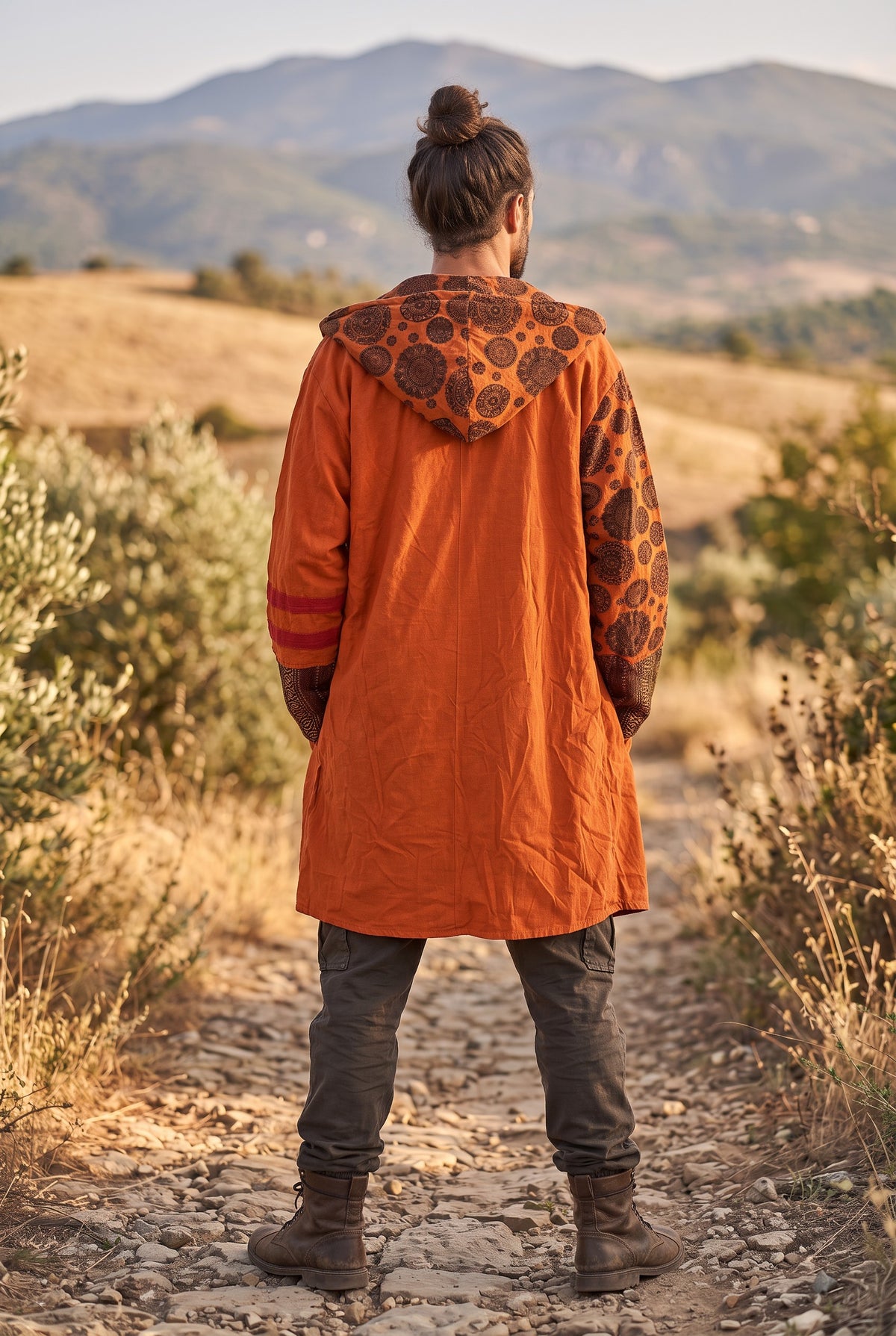 Unisex Nepal Etnik Patchwork Polar Astarlı Uzun Kapüşonlu Ceket Mont – Turuncu