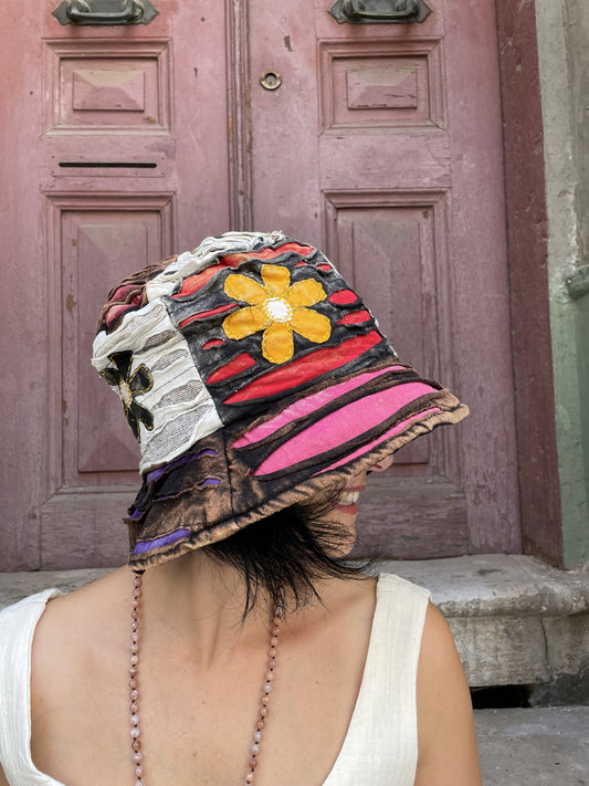 Bohem Çiçekli Nepal Şapka