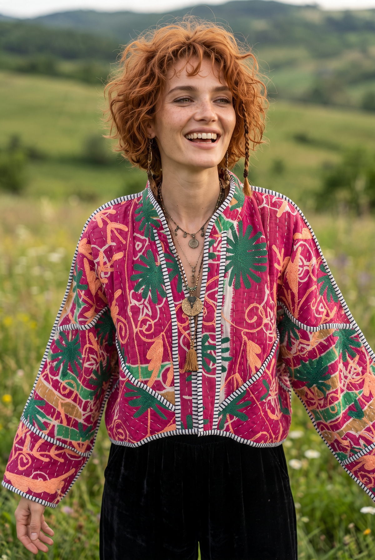 Ruhana Kantha – Çift Taraflı Çiçek Desenli Patchwork Bohem Kadın Ceket