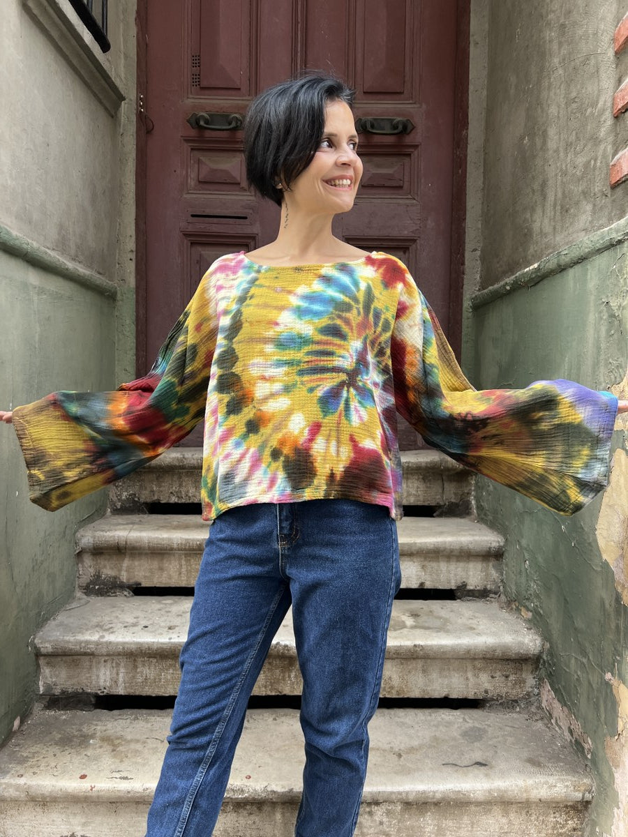 Kadın Batik Bluz Solar Spirit – El Boyaması, %100 Müslin