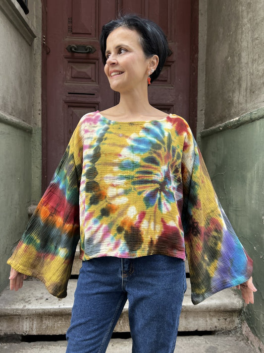 Kadın Batik Bluz Solar Spirit – El Boyaması, %100 Müslin