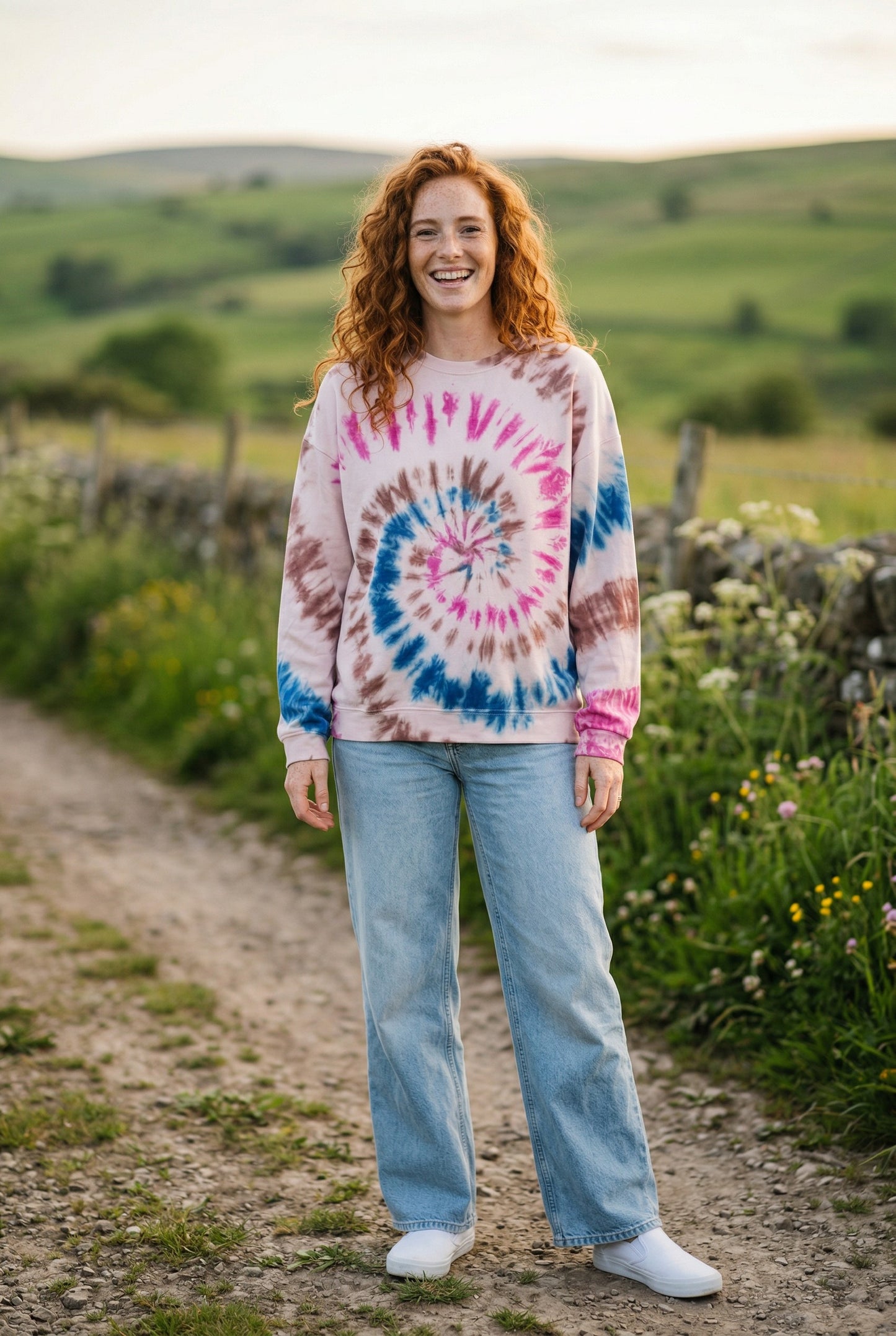Batik Desenli Oversize Kadın Sweatshirt – %100 Pamuk, Pembe Mavi Spiral