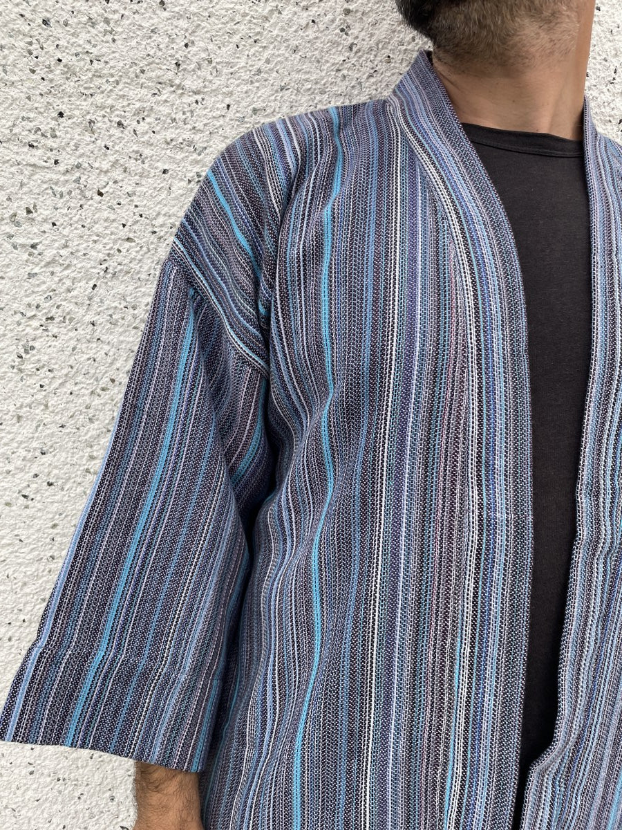 Erkek Kimono Okyanus Dalgası – Mavi Çizgili, Doğal Kumaş, Sürdürülebilir Üretim