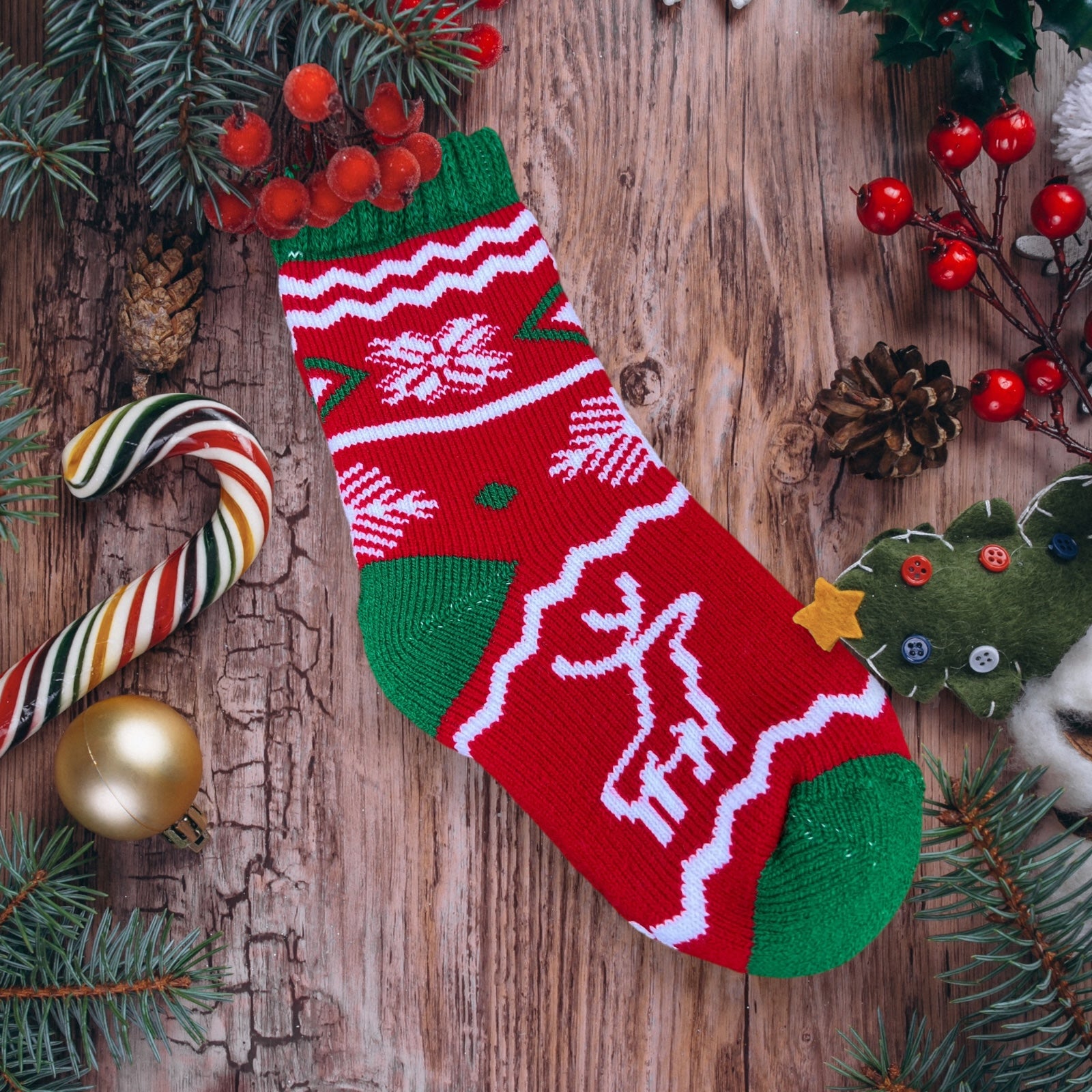 Kışlık Yün Çorap & Mum Hediye Kutusu