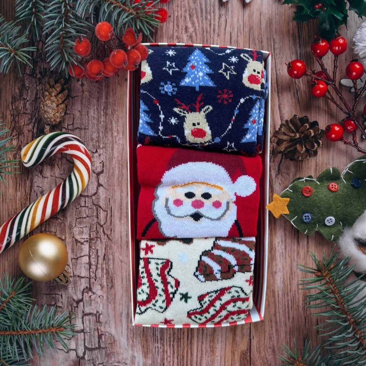 Yılbaşı 3’lü Çorap Hediye Kutusu