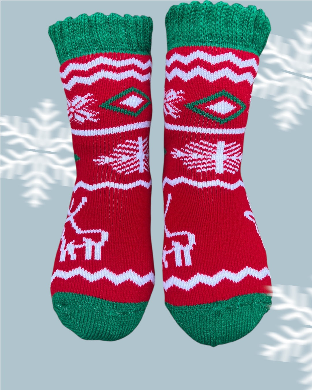 Kalın Yün Kadın Yılbaşı Çorabı – Geyik Desenli, Kırmızı Yeşil Kışlık Çorap