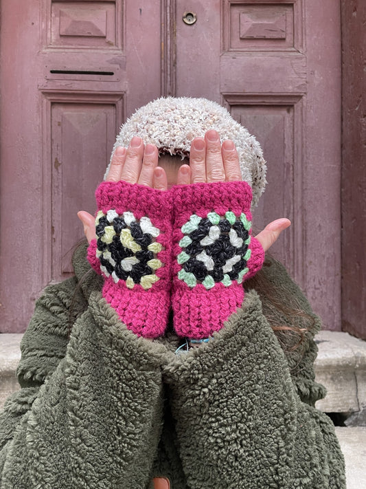 Ethnic Patterned Fingerless Gray Wool Gloves
