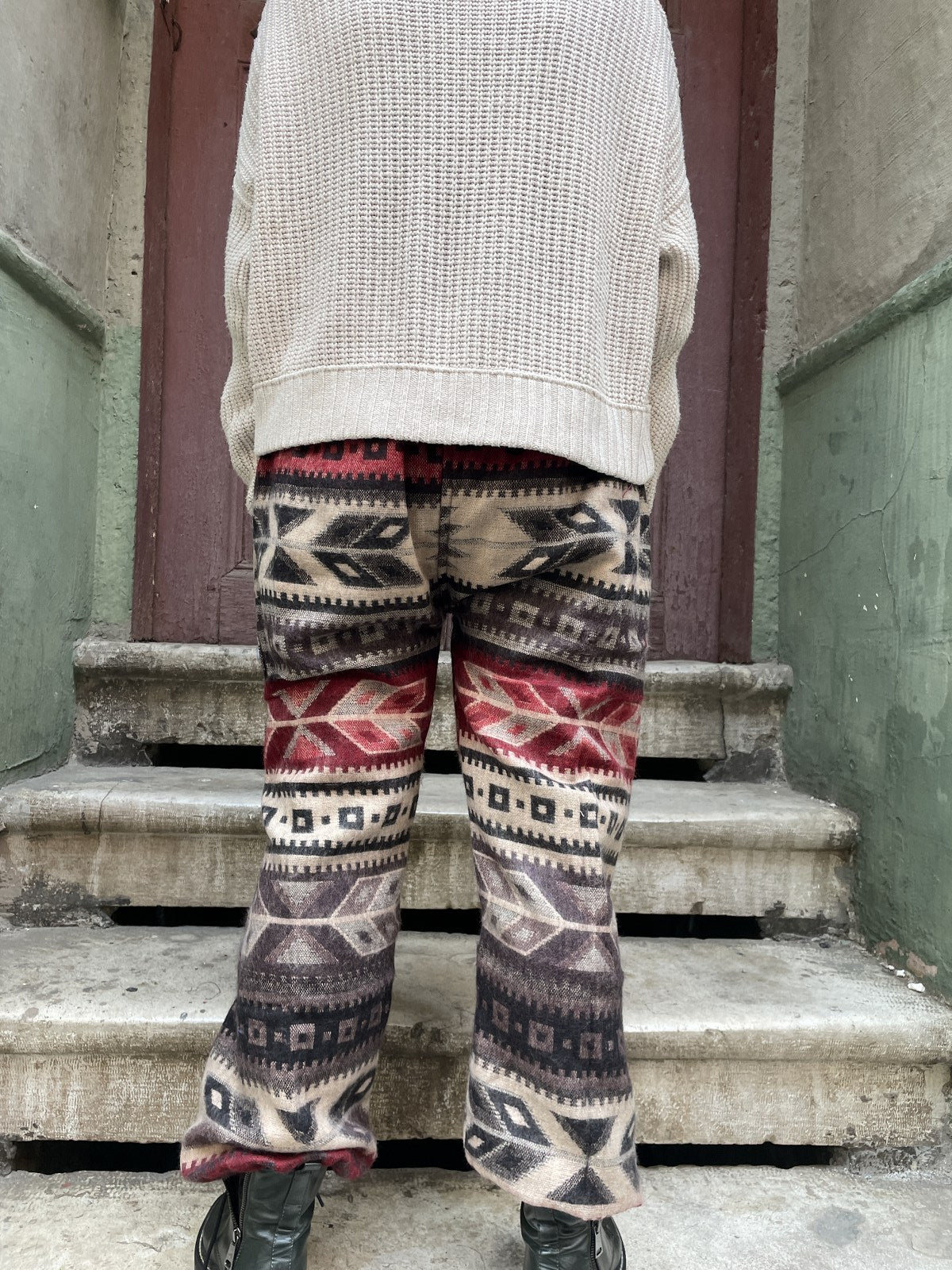 Unısex Çizgili Nepal Yün Ok Desenli Bej Bordo Pantolon